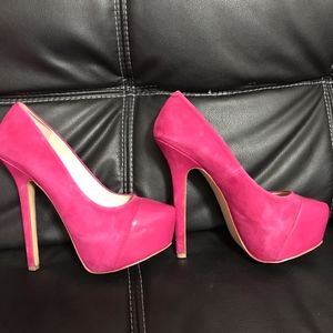 STEVEN MADDEN PINK BEAUTEY PLATFORM PUMPS